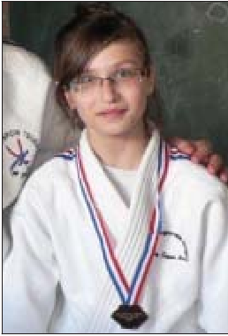 Élodie, 16 ans, participera aux championnats de France.